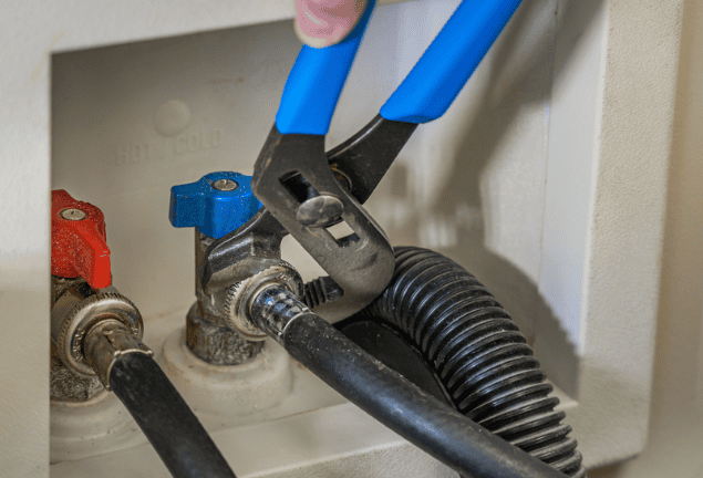 Plumber in Salt Lake City to fix washing machine leaks